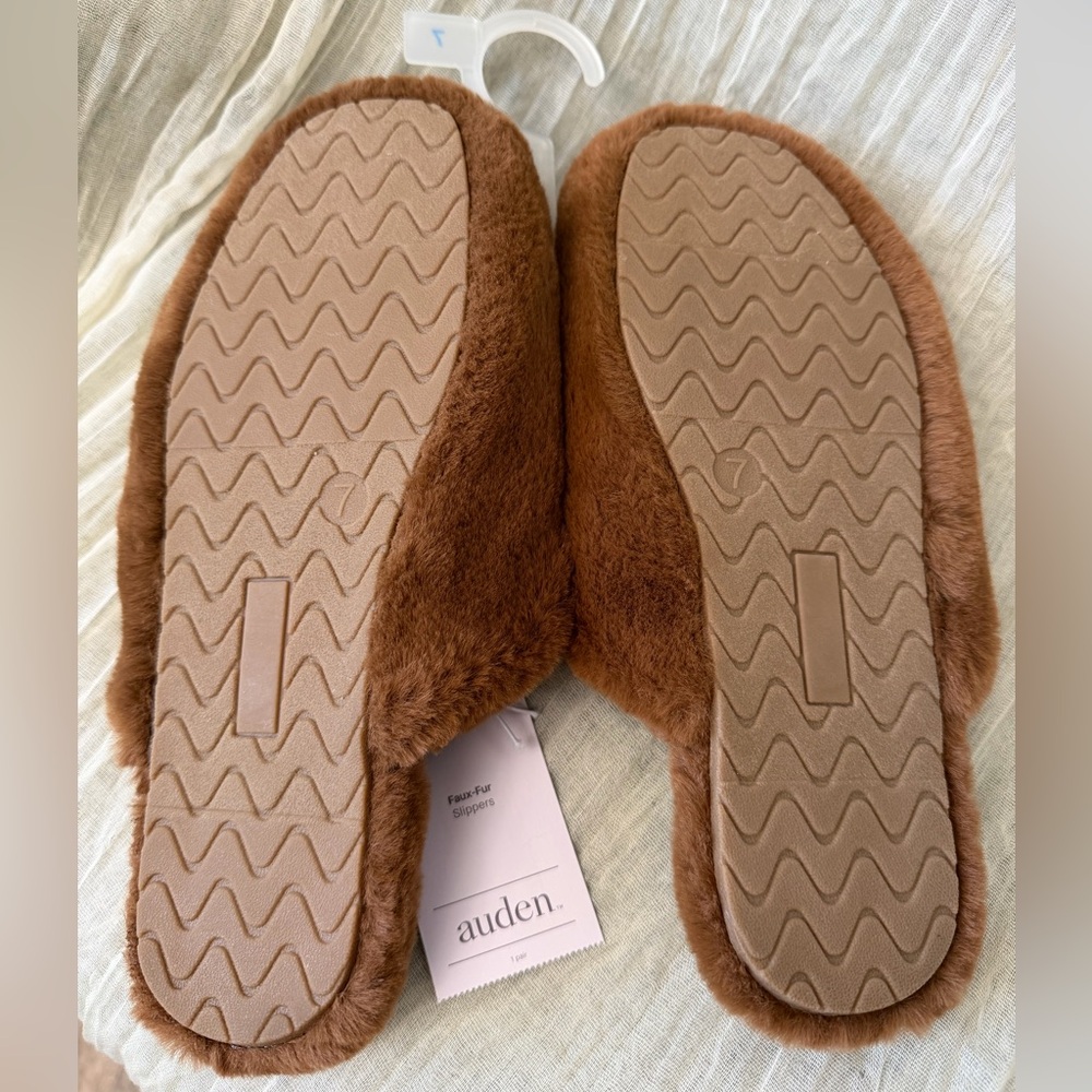 NWT auden - work from home Comfy Faux-Fur Slide Slippers in Chestnut Brown - Picture 4 of 6
